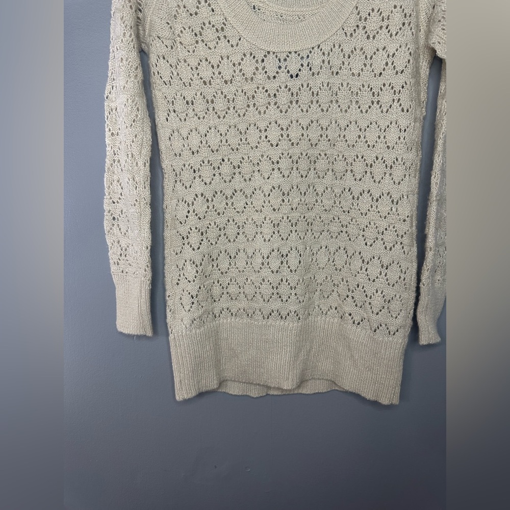 American Eagle outfitters Elegant Cream Women's Sweater - Picture 13 of 14